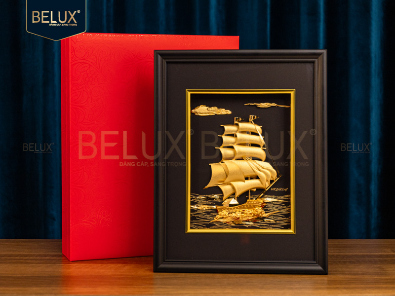 Tranh thuận buồm xuôi gió dát vàng 24k 32x25cm